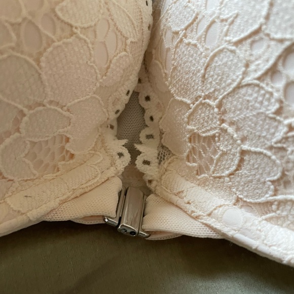 Dobreva front clasp white lace push up bra - Picture 8 of 11